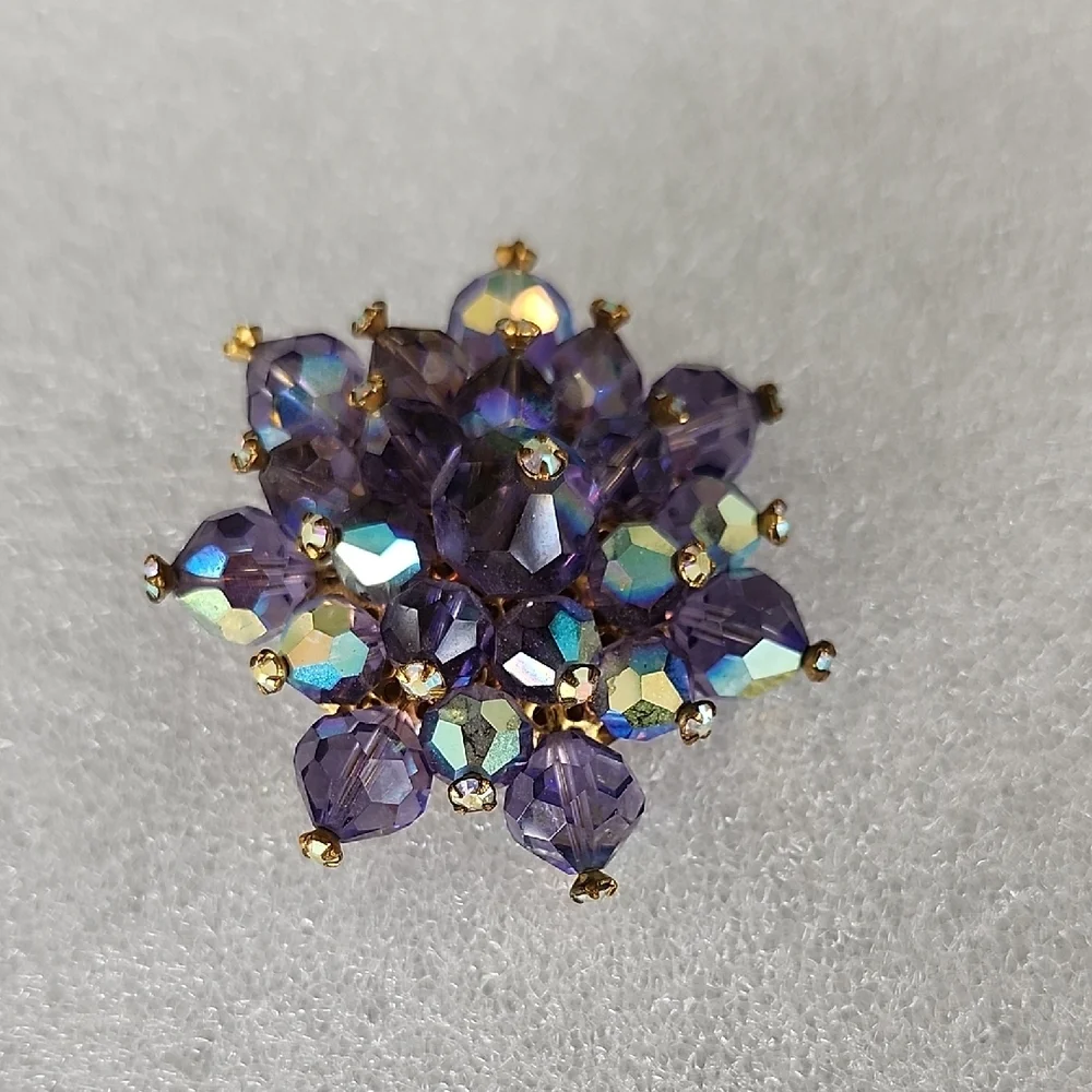 Vintage 1950's Elegant Purple Crystal Brooch Pin
